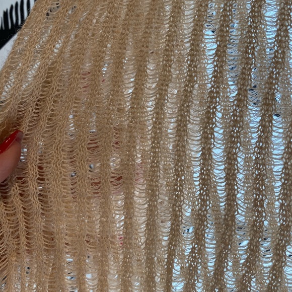 Top - Picture 4 of 4